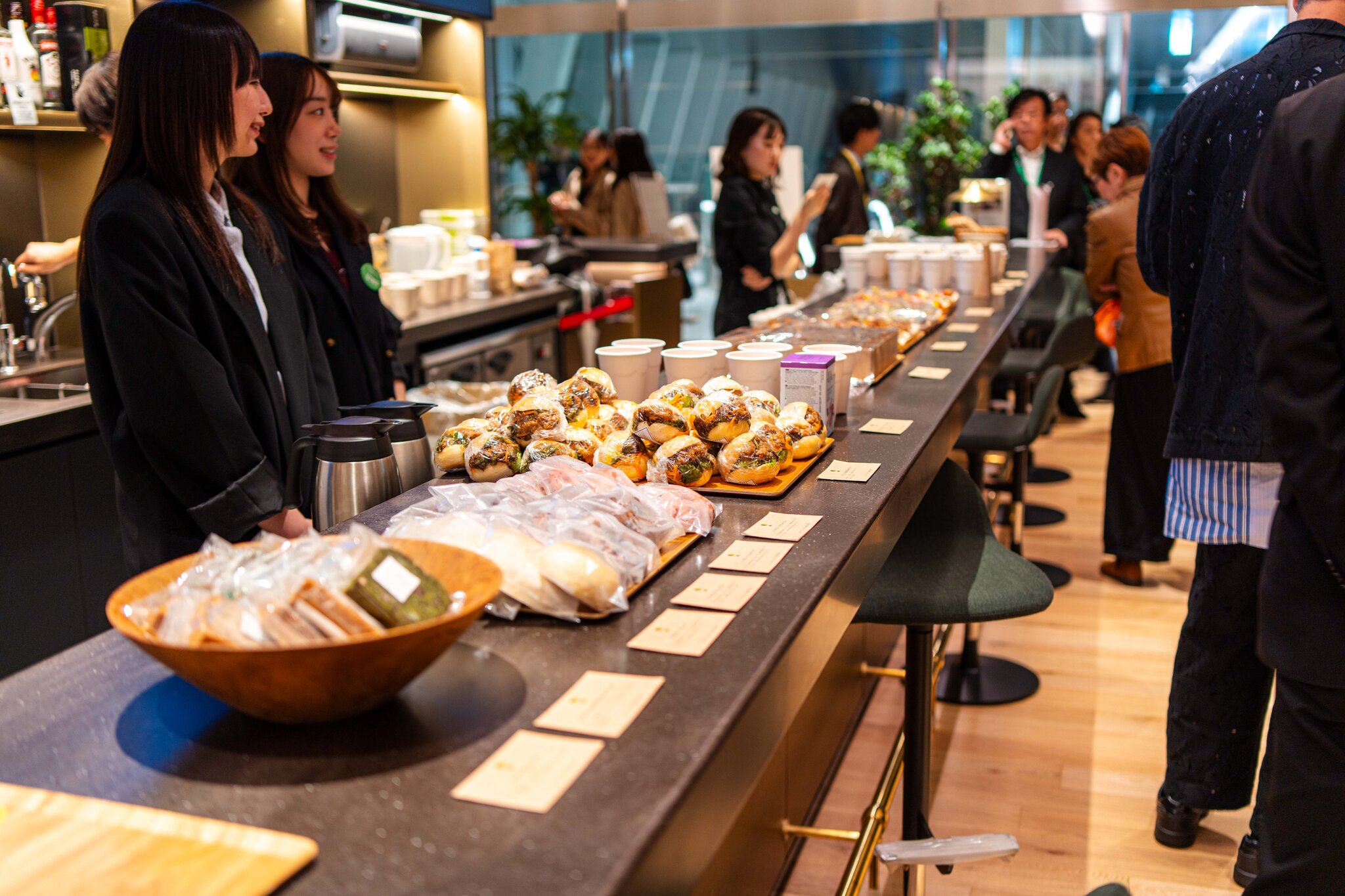 エシカルデザインウィーク東京でL for Youがケータリング提供するカウンターシーン